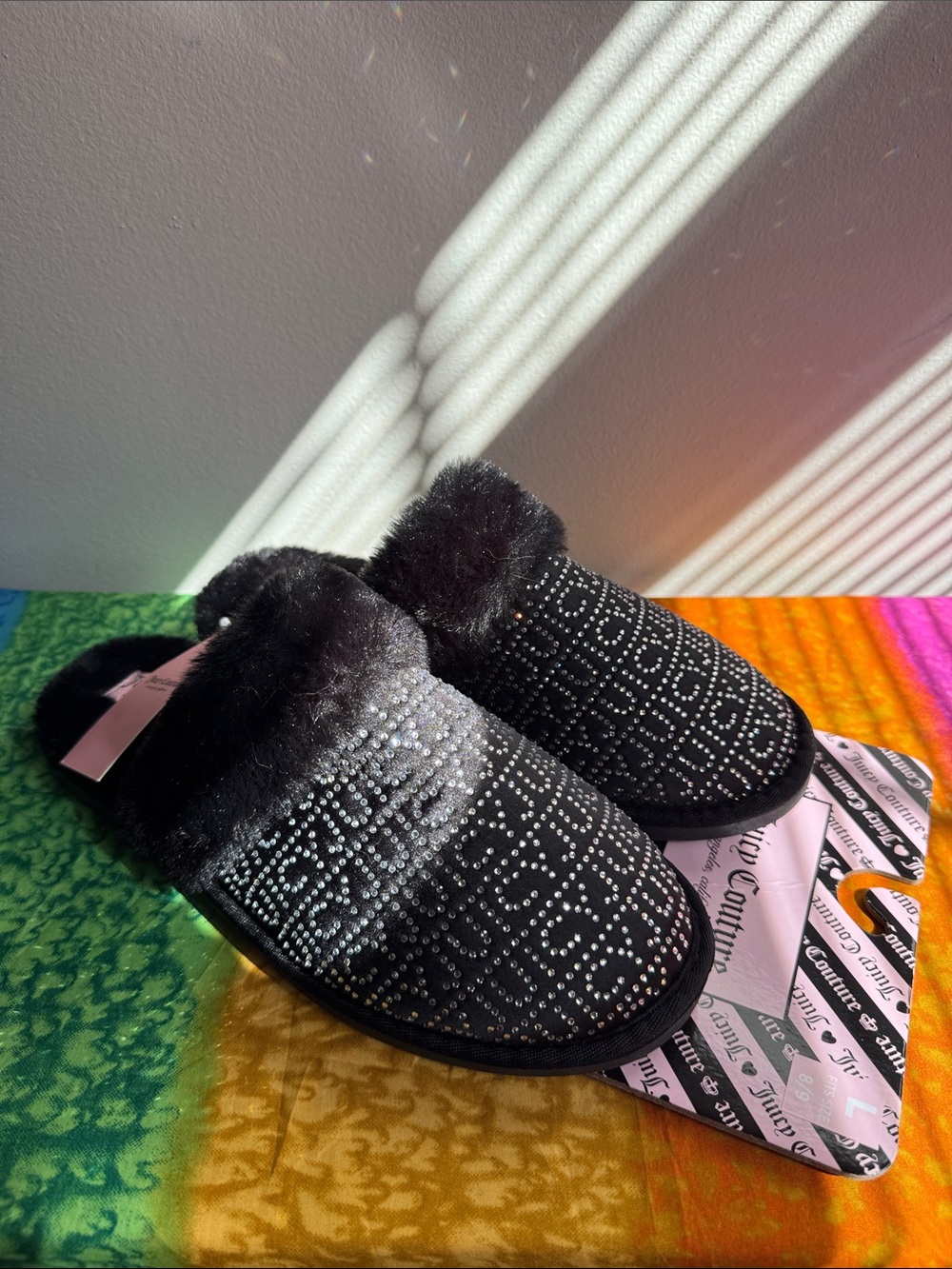 🖤NEW Juicy Couture Black Crystal-Embellished Faux Fur Slide Slippers🖤